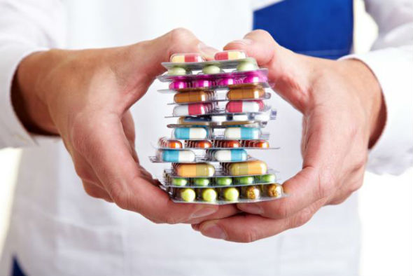 Ministerul Sănătăţii va dezbate, astăzi, preţurile maximale la medicamentele care vor fi utilizate pe teritoriul României Ministerul Sănătăţii va dezbate, astăzi, preţurile maximale la medicamentele care vor fi utilizate pe teritoriul României
