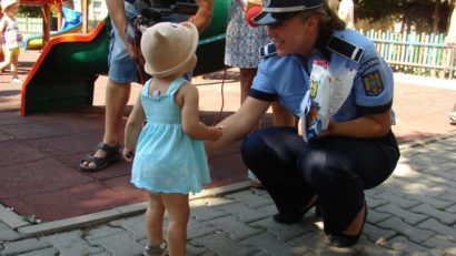 Polițiștii îi învață pe mureșeni cum să ia nota 10 la siguranță