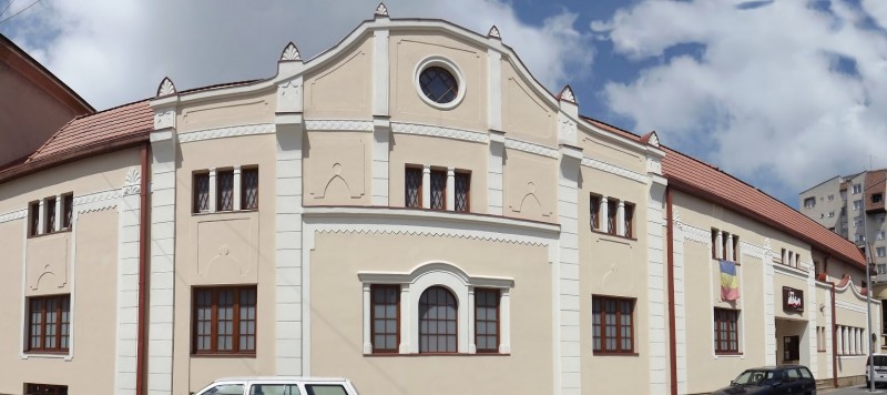 Cresc tarifele la Teatrul de Ariel, muzee și Filarmonica din Tîrgu-Mureș Cresc tarifele la Teatrul de Ariel, muzee și Filarmonica din Tîrgu-Mureș