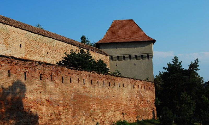 Cetatea medievală din Tîrgu-Mureş va putea fi vizitată din 15 septembrie Cetatea medievală din Tîrgu-Mureş va putea fi vizitată din 15 septembrie