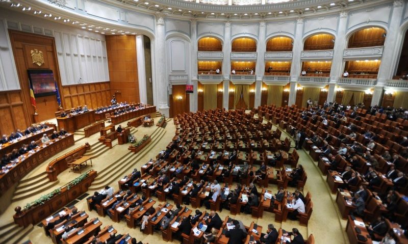 O reuniune tehnică a reprezentanţilor partidelor parlamentare pe tema codului fiscal este prevăzută pentru astăzi O reuniune tehnică a reprezentanţilor partidelor parlamentare pe tema codului fiscal este prevăzută pentru astăzi