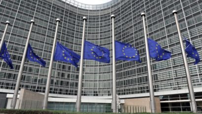 Comisia Europeană a aprobat, azi, oficial, extinderea, până în iunie 2016, a ajutoarelor destinate agricultorilor europeni
