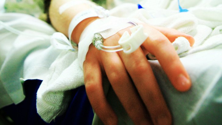 UPDATE Zeci de copii aflaţi în tabără la Neptun, spitalizaţi cu simptome de toxiinfecţie alimentară