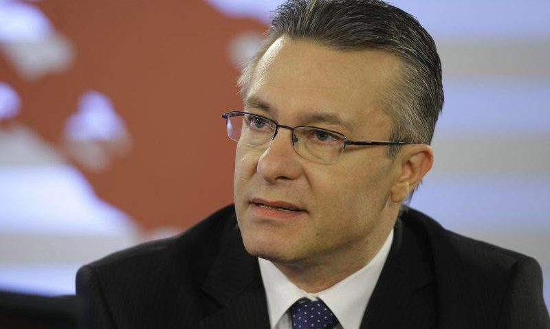 Cristian Diaconescu propune acordarea certificatului de român şi ulterior a cetăţeniei românilor din comunităţile istorice Cristian Diaconescu propune acordarea certificatului de român şi ulterior a cetăţeniei românilor din comunităţile istorice
