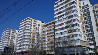 Apartamente puțin mai scumpe la Brașov