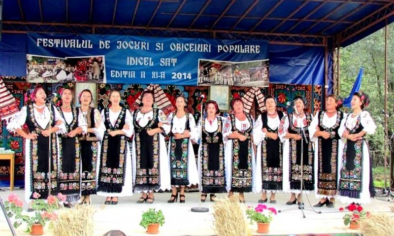 Tradițiile prind viață mâine, la Idicel Tradițiile prind viață mâine, la Idicel