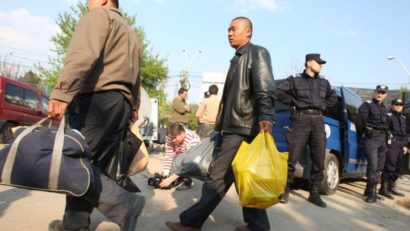 Autorităţile române se pregătesc pentru un eventual val de imigranţi care ar putea forţa graniţele ţării