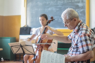 Studenţii se perfecţionează în muzică de cameră la Academia Sighişoara Studenţii se perfecţionează în muzică de cameră la Academia Sighişoara