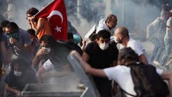 Opt soldaţi turci şi-au pierdut viaţa în provincia sud-estică Siirt în urma unui atac cu bombă Opt soldaţi turci şi-au pierdut viaţa în provincia sud-estică Siirt în urma unui atac cu bombă