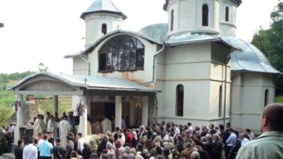 Mii de pelerini sunt așteptați la mănăstirile mariane, la sfârșitul acestei săptămâni