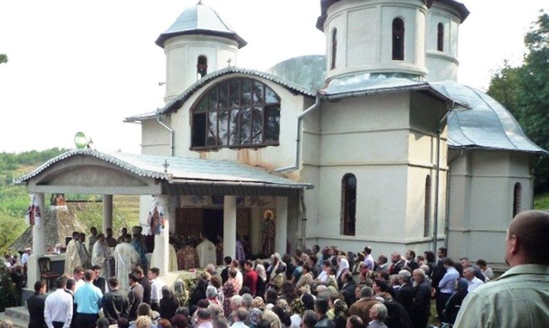 Mii de pelerini sunt așteptați la mănăstirile mariane, la sfârșitul acestei săptămâni Mii de pelerini sunt așteptați la mănăstirile mariane, la sfârșitul acestei săptămâni