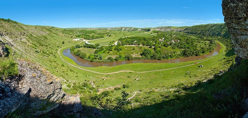 Rezervaţia cultural-naturală Orheiul Vechi din Republica Moldova, unul dintre cele mai frumoase locuri din lume Rezervaţia cultural-naturală Orheiul Vechi din Republica Moldova, unul dintre cele mai frumoase locuri din lume