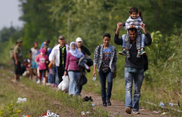 Criza refugiaţilor este analizată, astăzi, în Parlamentul României Criza refugiaţilor este analizată, astăzi, în Parlamentul României