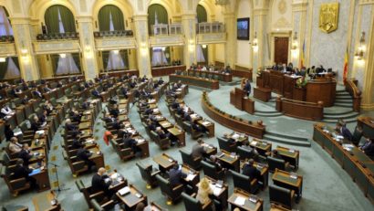 Legea Aeroportului Braşov va fi dezbătută în Senat