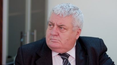 Directorii școlilor mureșene așteaptă startul concursurilor pe post