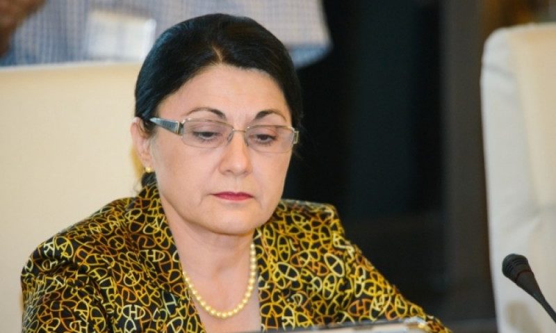 Ecaterina Andronescu și Alexandru Athanasiu, urmăriți penal pentru fapte de corupție Ecaterina Andronescu și Alexandru Athanasiu, urmăriți penal pentru fapte de corupție