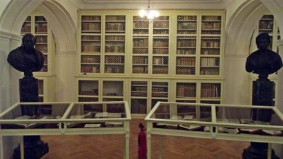 Vicepremierul, atenționat de dispariția unor publicații de patrimoniu din Biblioteca Teleki-Bolyai din Tîrgu-Mureș