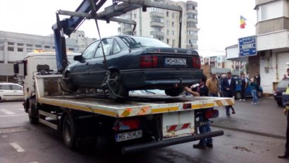 Poliția Locală Tîrgu-Mureş începe să ridice maşinile abandonate
