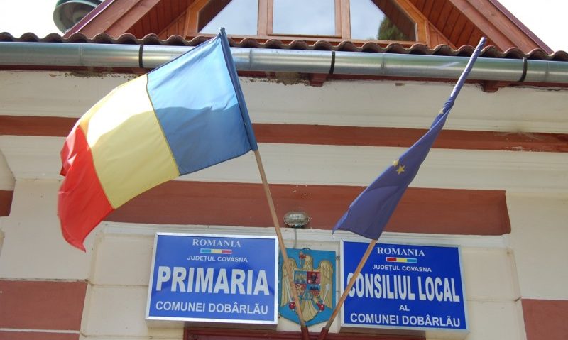 Percheziții la sediul Primăriei Dobârlău Percheziții la sediul Primăriei Dobârlău