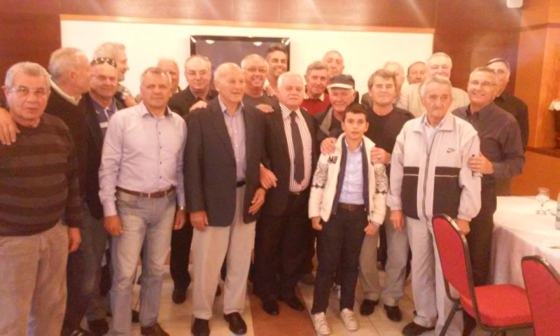 Reuniune de suflet a familiei ,,stegarilor” Reuniune de suflet a familiei ,,stegarilor”