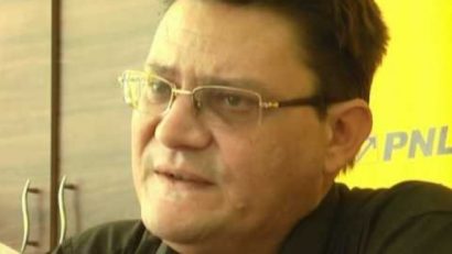 Fostul secretar general-adjunct al PNL, Mihail Bălăşescu, a fost aseară găsit mort într-o locuinţă din comuna Bragadiru