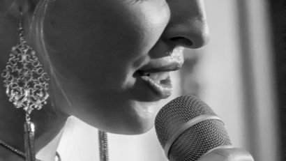 Elena Mîndru live la „Pasaj Urban”