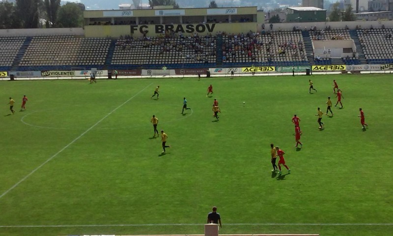 FC Braşov s-a calificat în optimile de finală ale Cupei României la fotbal FC Braşov s-a calificat în optimile de finală ale Cupei României la fotbal