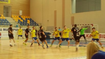 Debut cu dreptul pentru Centrul Naţional Olimpic de Tineret Braşov, în liga secundă de handbal masculin