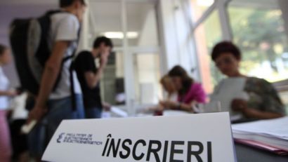 Sesiunea de toamnă a înscrierii la facultate este în plină desfășurare