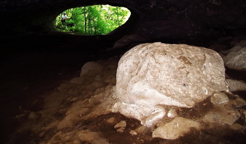 Peșterile de mulaj de pe Valea Mureșului, cele mai vizitate trasee turistice în această vară Peșterile de mulaj de pe Valea Mureșului, cele mai vizitate trasee turistice în această vară