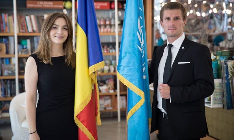 Un tânăr din Tg.Mureş este noul „Delegat de tineret la Naţiunile Unite” din partea României Un tânăr din Tg.Mureş este noul „Delegat de tineret la Naţiunile Unite” din partea României