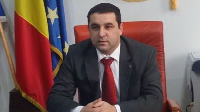 Liderii organizaţiilor judeţene ale UDMR, PCM şi PPMT cer demisia prefectului de Covasna