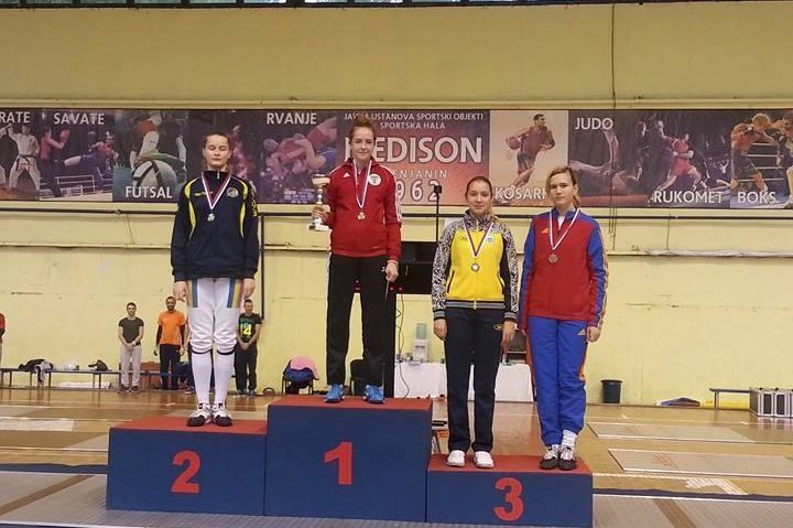 Târgumureşeanca Schlier Zsuzsi, locul III la primul concurs din Circuitul European la scrimă Târgumureşeanca Schlier Zsuzsi, locul III la primul concurs din Circuitul European la scrimă