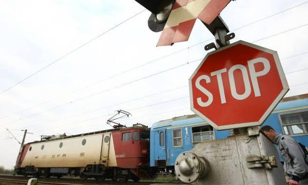 Sindicaliştii feroviari se vor afla timp de trei zile în grevă japoneză Sindicaliştii feroviari se vor afla timp de trei zile în grevă japoneză