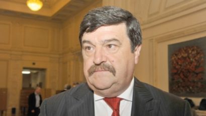 Fostul judecător al Curţii Constituţionale Toni Greblă a fost trimis în judecată
