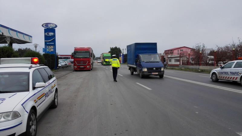 Transportul de marfă și persoane, verificat de polițiștii mureșeni Transportul de marfă și persoane, verificat de polițiștii mureșeni