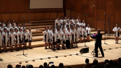 Corul de copii Radio în finala concursului „‘Let the peoples sing”, în direct audio și video la Radio România Muzical și Radio România Cultural