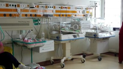 Clinica de Neonatologie din Tîrgu-Mureș are un incubator nou pentru nou-născuți