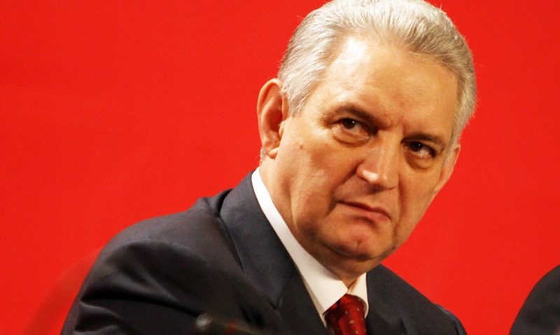 Fostul senator Ilie Sârbu și fostul ministru Adriean Videanu s-au prezentat la sediul DNA Fostul senator Ilie Sârbu și fostul ministru Adriean Videanu s-au prezentat la sediul DNA