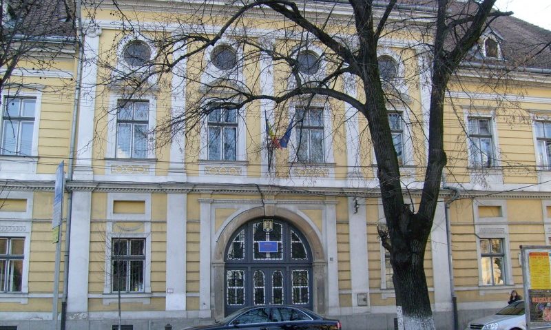 Tîrgumureşenii vor putea vedea ce se întâmplă în spatele uşilor închise la Tribunalul Mureş Tîrgumureşenii vor putea vedea ce se întâmplă în spatele uşilor închise la Tribunalul Mureş