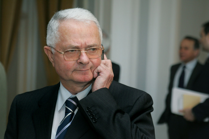 UPDATE Virgil Măgureanu, pus sub acuzare în dosarul ‘Mineriada’ UPDATE Virgil Măgureanu, pus sub acuzare în dosarul ‘Mineriada’