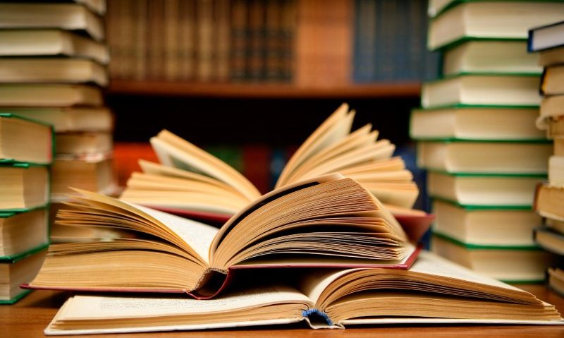 Bookfest la UMF Tîrgu-Mureș Bookfest la UMF Tîrgu-Mureș