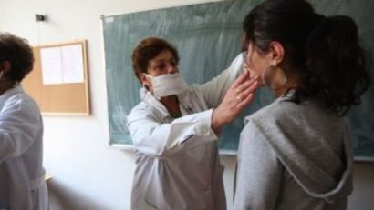 Focare de hepatită la trei şcoli din judeţul Sibiu