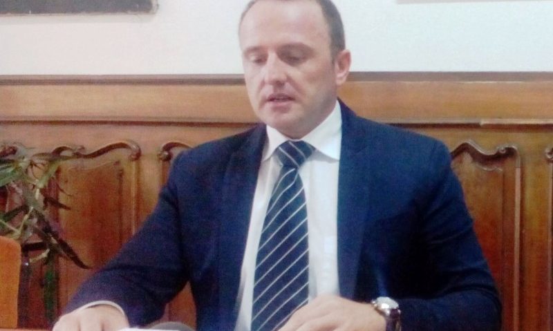 Reghinul găzduiește ediția a III-a festivalului de muzică populară „Mureş, dorurile tale…” Reghinul găzduiește ediția a III-a festivalului de muzică populară „Mureş, dorurile tale…”