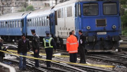 Opt migranţi, depistaţi în două trenuri internaţionale la Arad