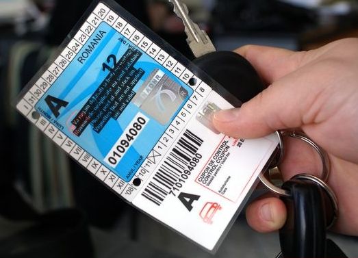 CNADNR discută mâine cu transportatorii despre rovinietă CNADNR discută mâine cu transportatorii despre rovinietă