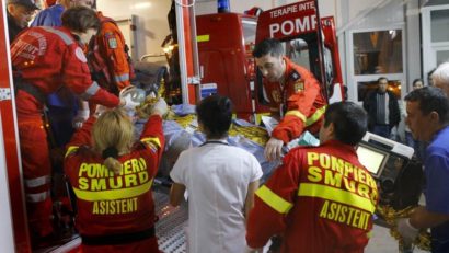 Continuă să vină veşti de la spitalele unde sunt internate victimele incendiului de vineri seară