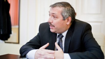 Acordarea titlurilor de doctor de către universități, salutată de rectorul UMF