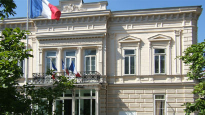 Ambasada Franţei la Bucureşti a anunţat, astăzi, că s-au luat ‘măsuri de securitate consolidate’ în jurul tuturor instituţiilor oficiale franceze din România