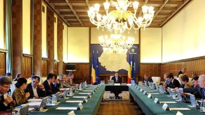 Guvernul lucrează la un proiect de act normativ referitor la regimul cluburilor